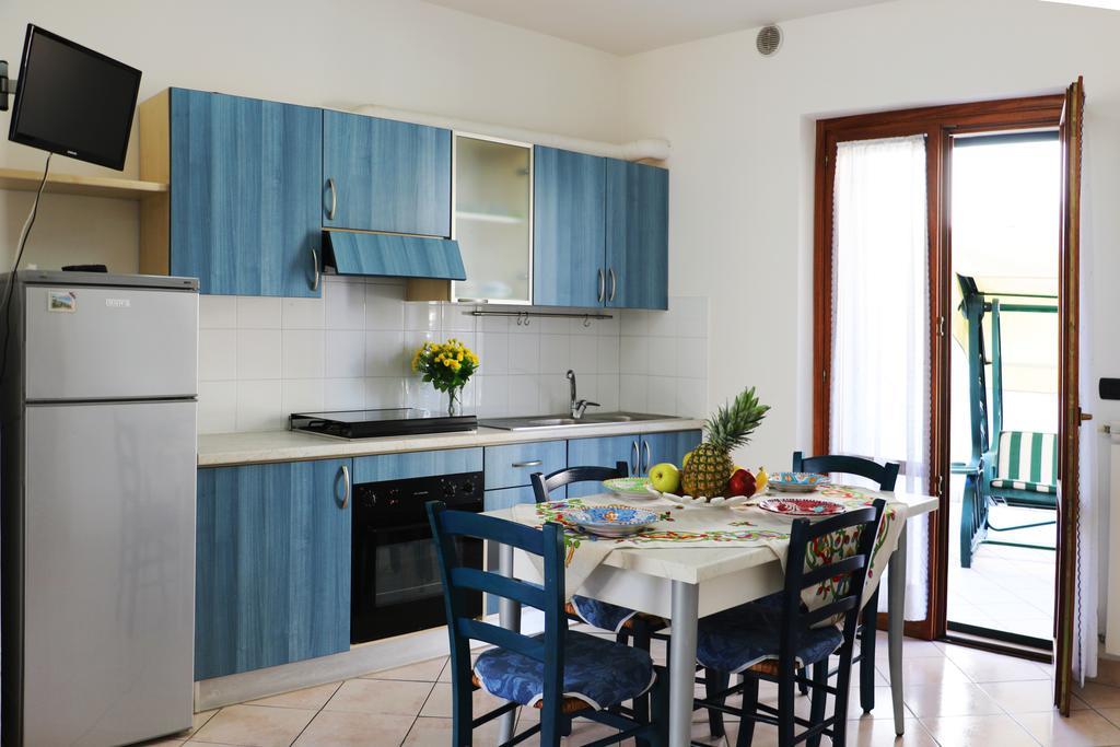 Residence Acquamarina San Benedetto del Tronto Bagian luar foto
